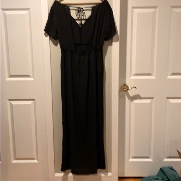 Black Romper with skirt (L) - Picture 4 of 11